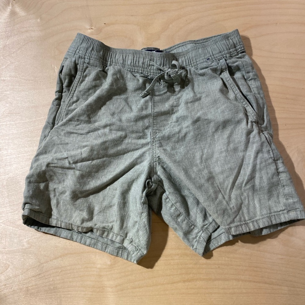 Hollister Olive Jogger Shorts Small (FV)